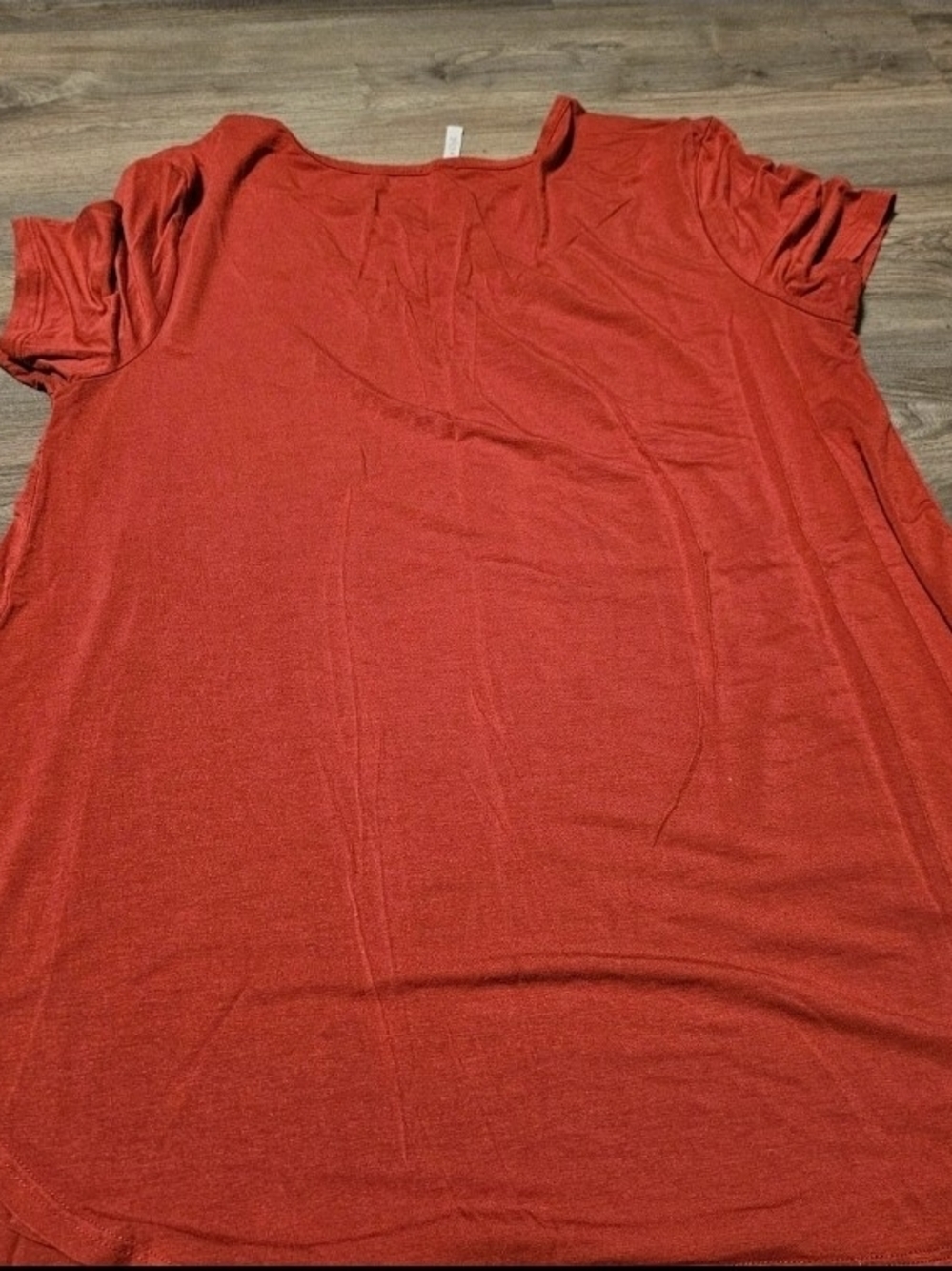 Women's Red Scoop Neck Short Sleeve Top